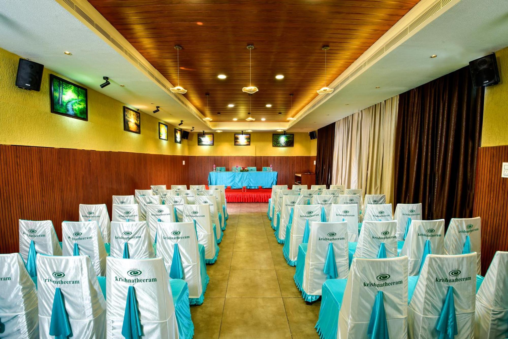 Krishnatheeram Ayur Holy Beach Resorts 바르칼라 외부 사진