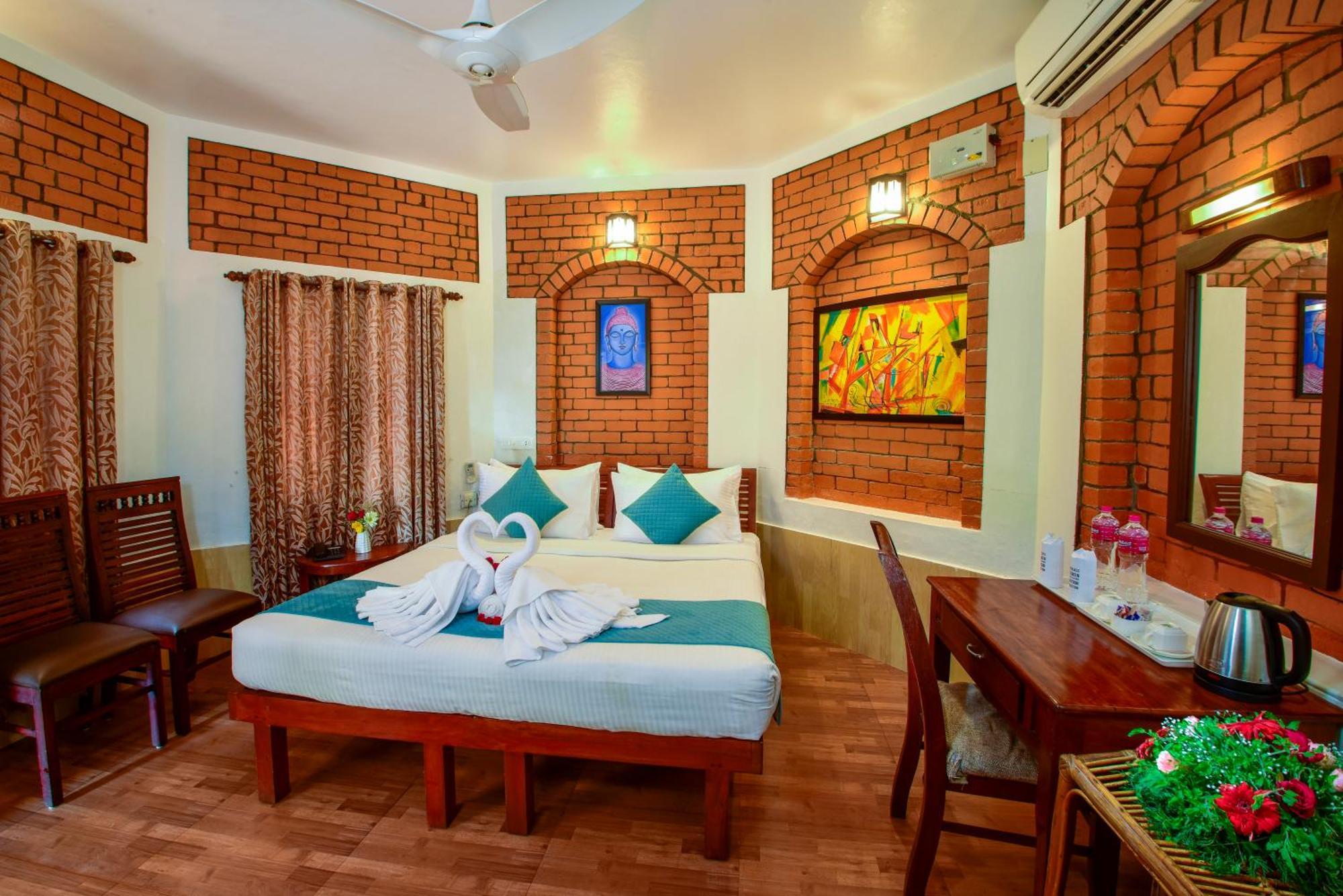 Krishnatheeram Ayur Holy Beach Resorts 바르칼라 외부 사진
